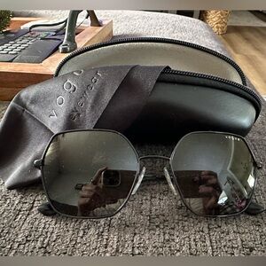 Vogue sunglasses VO4207S